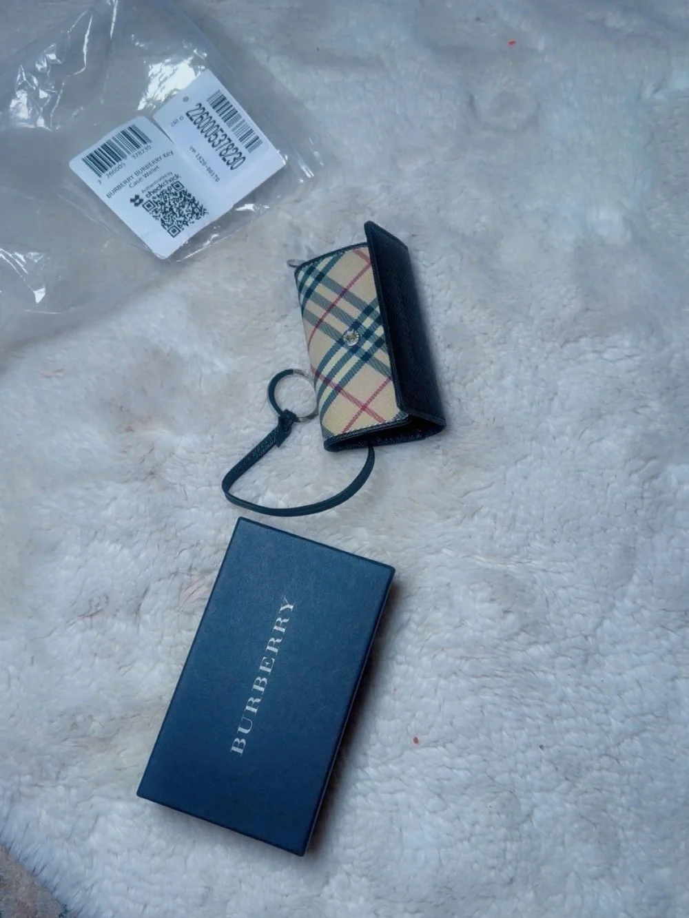 Burberry image shows